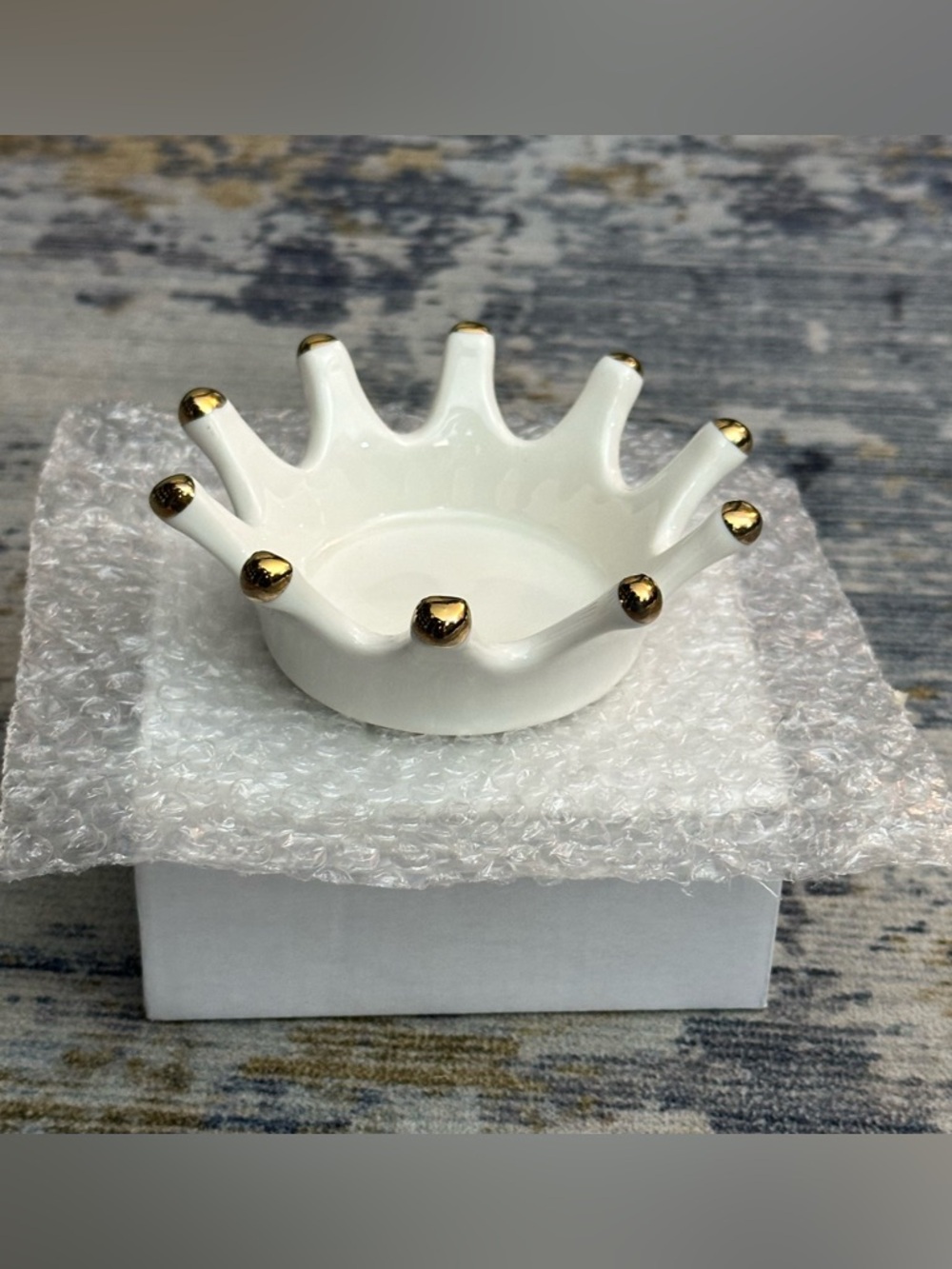 Ceramic Crown Jewelry Holder
